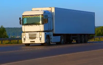 Adana ile Selamsız Arası Öğrenci Eşyası Taşıma